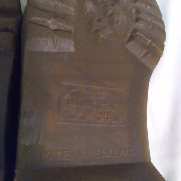 Dr Martin Oxford Wingtips 12 - Picture 11 of 16